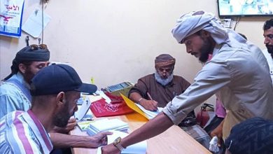 أفران عدن الخيرية تدشن توزيع مساعدات مالية لنحو 800 حالة بيافع