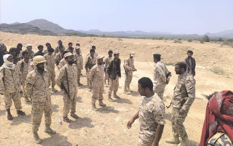 التوجيه المعنوي في اللواء الثاني دعم وإسناد ينفذ نزولًا ميدانيًا إلى مواقع اللواء في وادي عومران
