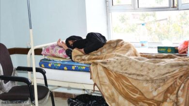 الحديدة.. تسجيل 5 وفيات في مخيمات النازحين جراء الإسهالات المائية