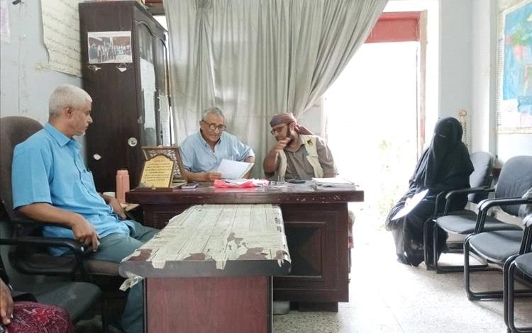 الضالع.. تدشين دورة توعوية لأولياء أمور الطلبة وزيارة تفقدية لمدرسة عبدالله فضيل