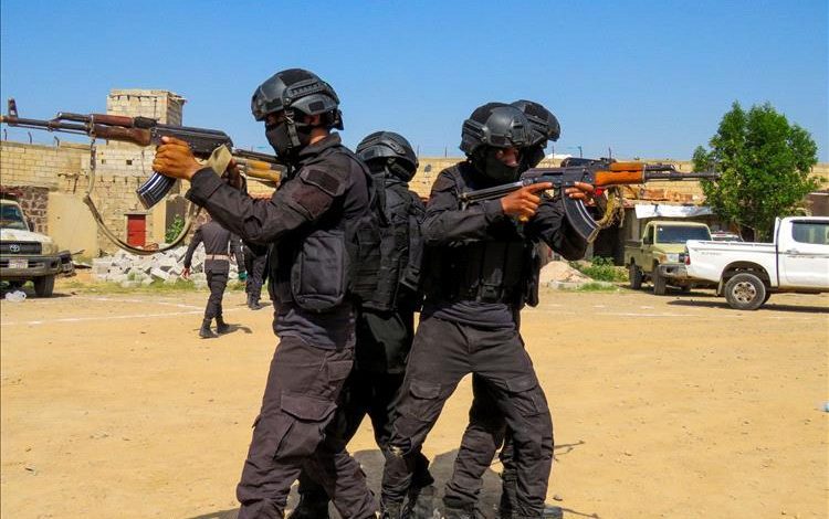 برعاية اللواء شلال شايع .. جهاز مكافحة الإرهاب فرع الضالع يحتفي بتخريج الدفعة الثانية دفعة الشهيد القائد محمد الشوبجي