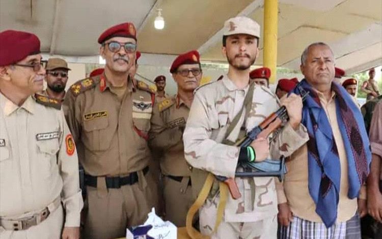 تكريم الأسير المحرر محمد السخياني في معسكر بدر بعدن