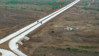 طريق الإنجازات.. مرور طارق صالح يفتح آفاق التنمية في مناطق سيطرته
