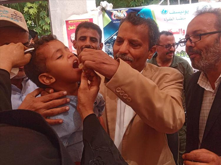 محافظ أبين يدشن الحملة الوطنية الثانية للتحصين ضد مرض شلل الأطفال