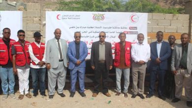 محافظ حضرموت يدشّن مشروع تحسين سبل العيش ودعم الصيادين بمدينة بروم