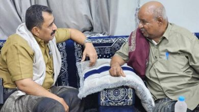 مدير عام شرطة شبوة يؤكد رفض أعمال الاختطاف ويشيد بالدور الإيجابي للوساطة القبلية في الإفراج عن رجل الأعمال يسلم باعلي