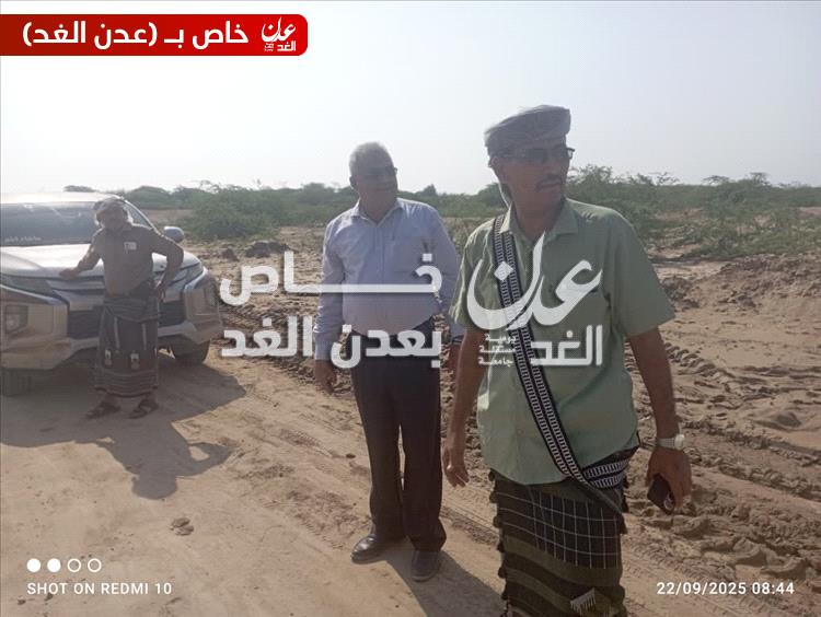 مدير عام مديرية أحور يستقبل وفد صندوق صيانة الطرق والجسور لتفقد أضرار السيول
