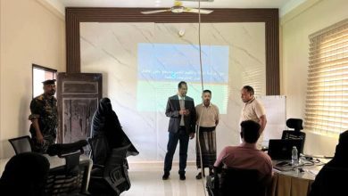 وكيل أول المهرة يدشّن الدورة التدريبية لمعلمي مركز التوحد بالغيضة