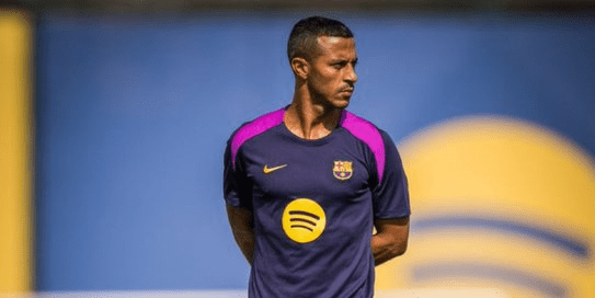 تياغو ألكانتارا يدعم مشروع فليك كمدرب مساعد في برشلونة