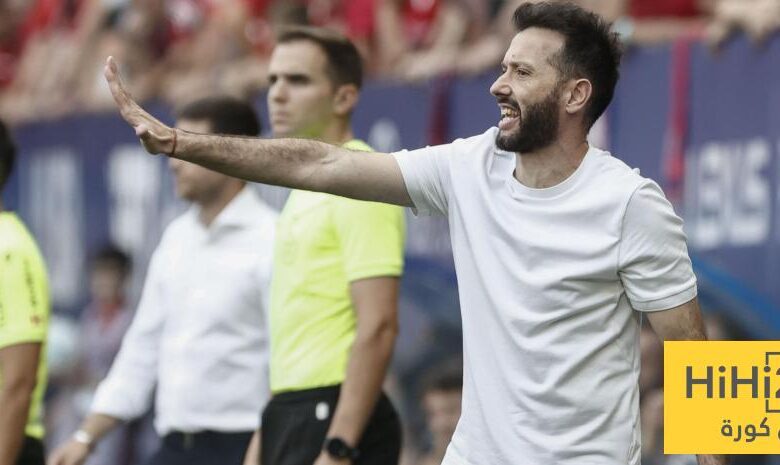 رأي مدرب فالنسيا في جدل ملعب مباراته ضد برشلونة