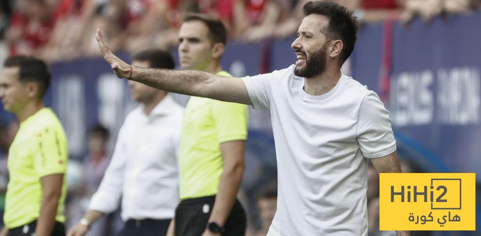 رأي مدرب فالنسيا في جدل ملعب مباراته ضد برشلونة