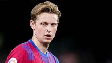 مستجدات جديدة بشأن تجديد عقد دي يونغ مع برشلونة