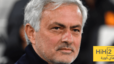 صور – ترحيب خاص بمورينيو في ملعب تشيلسي