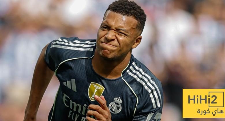 كيليان مبابي يبدأ رحلته نحو “الكرة الذهبية” في ريال مدريد