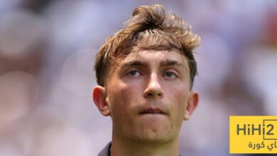 هويسين سيفوز بجائزة الفتى الذهبي لعام 2025