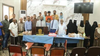 تسليم واستلام بين المدير السابق والجديد لمالية مستشفى الجمهورية عدن