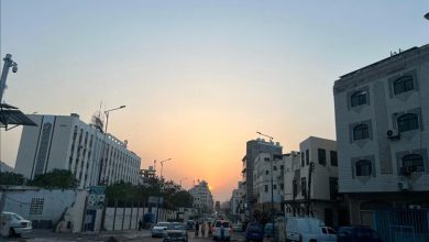 حملة أمنية لإزالة عشش النازحين في المعلا ونقلهم إلى مناطق أخرى