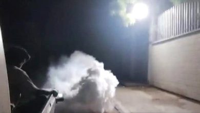 حملة رش ضبابي في خور مكسر للحد من انتشار الحميات