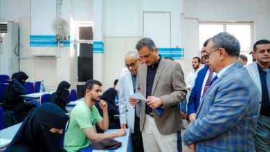 لملس ولصور يتفقدان سير امتحانات المفاضلة بكلية طب الأسنان بجامعة عدن