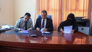 مؤسسة رموز للصم توقع اتفاقية تعاون مع جامعة عدن لتخصيص مقاعد دراسية مجانية لشريحة الصم