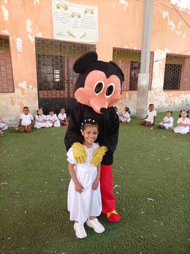 مدرسة ابن سيناء للتعليم الاساسي بالتواهي تستقبل طلاب الصف الاول  الجدد