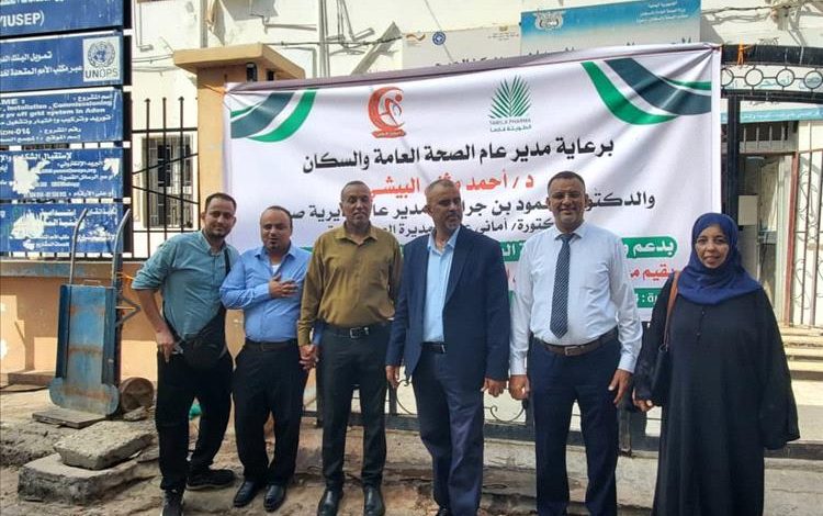 مدير صحة صيرة يدشن المخيم الطبي المجاني للأمراض المزمنة في المديرية