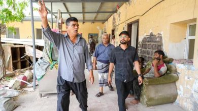 مدير صيرة يتفقد مشروع ترميم مبنى الأشغال العامة والطرق بالمديرية