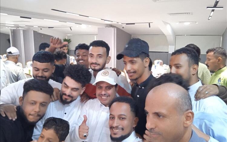 مدير مطاعم الطويل السياحية لعدن الغد: وصلت التخفيضات لبعض الأصناف الأساسية في مطاعمنا إلى 45%
