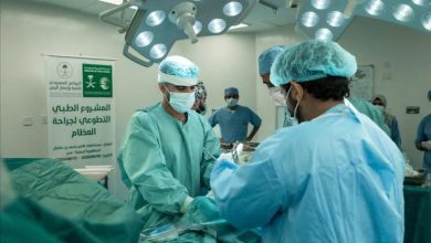 مركز الملك سلمان للإغاثة ينفذ المشروع الطبي التطوعي لجراحة العظام في محافظة عدن