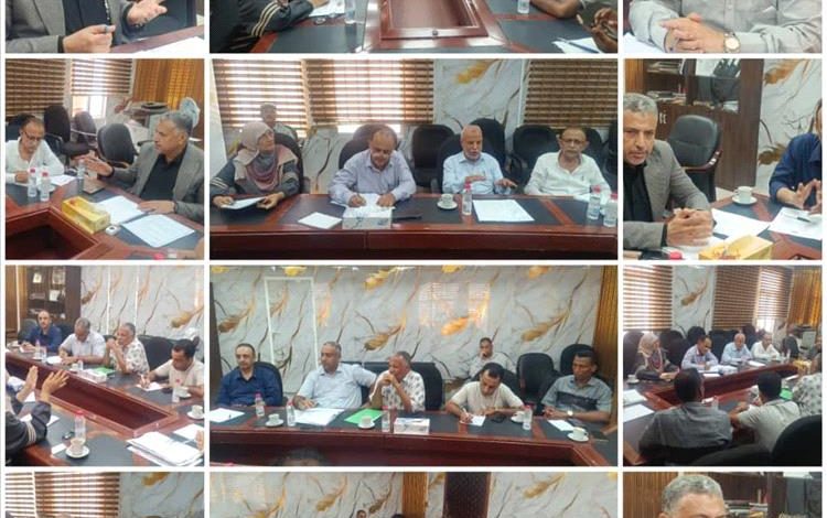 نائب محافظ عدن يوجه بتشكيل لجنة للتخلص من النفايات  المؤثرة على  صحة الإنسان والبيئة
