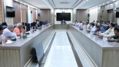 وزير الزراعة والاسماك يرأس اجتماعا موسعا للقطاعات المالية والإيرادية