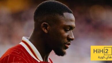 سبب رفض كوناتي لـ 3 عروض من ليفربول لتجديد عقده