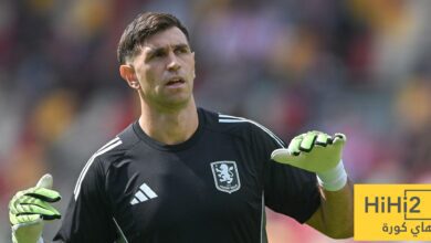 مارتينيز ينتظر اتصال مانشستر يونايتد بلا جدوى