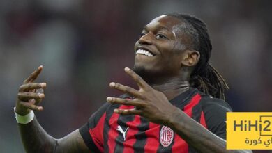 إبراهيموفيتش ومدرب ميلان يوجهان رسالة تحذيرية إلى لياو