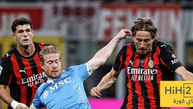 شاهد صورة اللقطة المثيرة للجدل من مباراة ميلان و نابولي