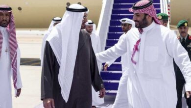 الأمير محمد بن سلمان يستقبل الشيخ محمد بن زايد لدى وصوله إلى الرياض