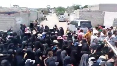 الحديدة.. احتجاجات بعد انتحار فتاة تعرضت للابتزاز من قيادي حوثي