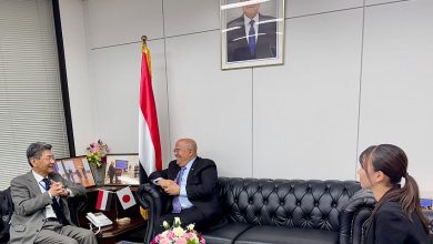 السفير السنيني يلتقي ممثل الحكومة اليابانية للسلام والاستقرار الدولي