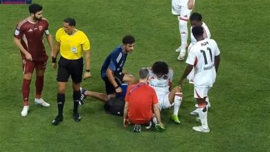 النني يغادر مباراة الجزيرة ضد الوحدة بسبب الإصابة – كل الكورة