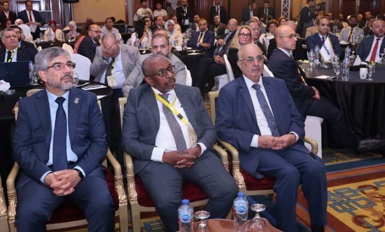اليمن يشارك في المؤتمر المهني الدولي لاتحاد المحاسبين والمراجعين العرب بالقاهرة