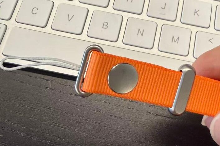 تسريب صور فعلية لحزام أبل الكتفي المخصص لسلسلة iPhone 17