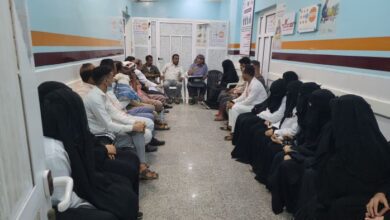 تعز.. مدير عام ذو باب المندب يزور مستشفى المديرية ويقر اللائحة التنظيمية للعمل