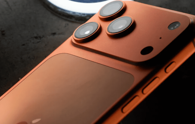 حواف كاميرا آيفون 17 برو تظهر هشاشة وسهولة الخدش في الاختبارات الأولية