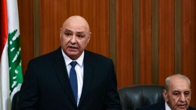 خلال لقائه قائد "سنتكوم".. الرئيس اللبناني يطالب بإنهاء الاحتلال الإسرائيلي ودعم الجيش وإعمار الجنوب