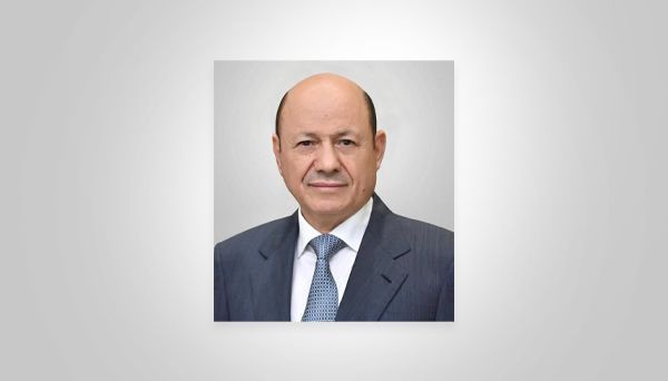 رئيس مجلس القيادة يوجه بإجراءات عاجلة للقبض على مرتكبي جريمة اغتيال المشهري