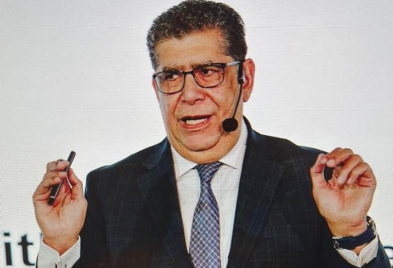 عمرو صلاح