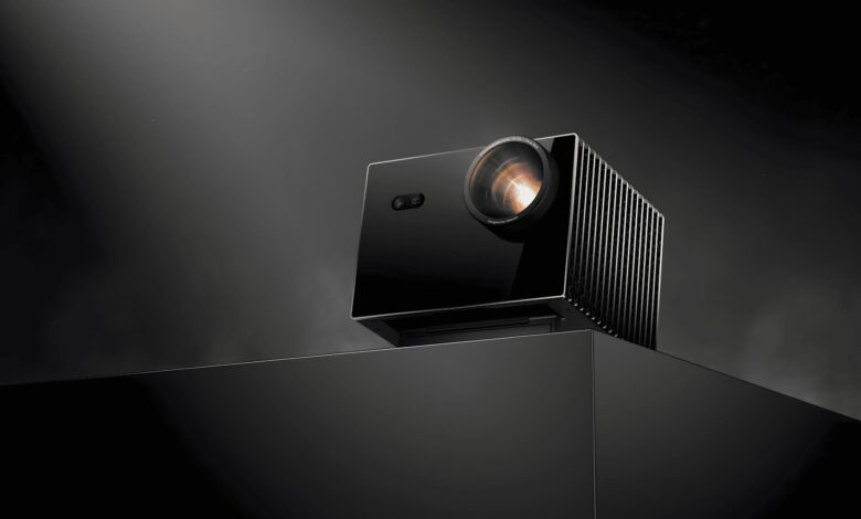 فاليريون تكشف عن جهاز العرض VisionMaster Max وتعد بتجربة سينمائية خالية من تأثير قوس قزح #IFA2025