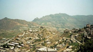 قيادي حوثي يفجر قنبلة ويقتل نفسه ومواطنين اثنين في حجة