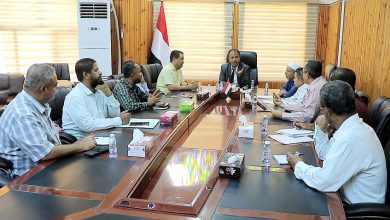 لجنة المناقصات الفرعية بوادي حضرموت تناقش سبل التعجيل بإنجاز مشروع أبراج الكهرباء ومحطات التوليد