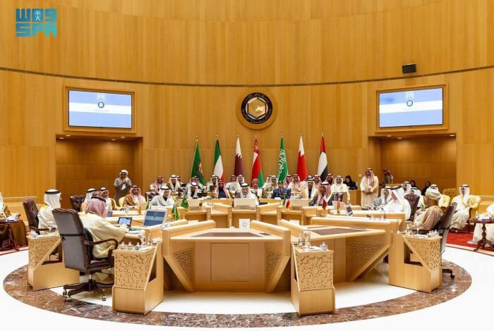 مجلس التعاون الخليجي يشيد بضبط المقاومة الوطنية شحنة أسلحة إيرانية كانت في طريقها للحوثي